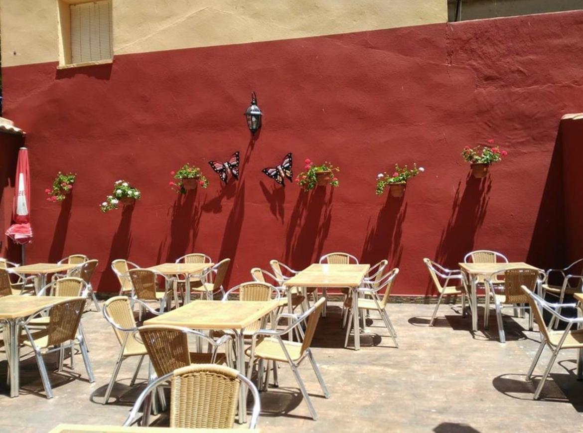 Lezuza Hostal Restaurante Morote Cano מראה חיצוני תמונה