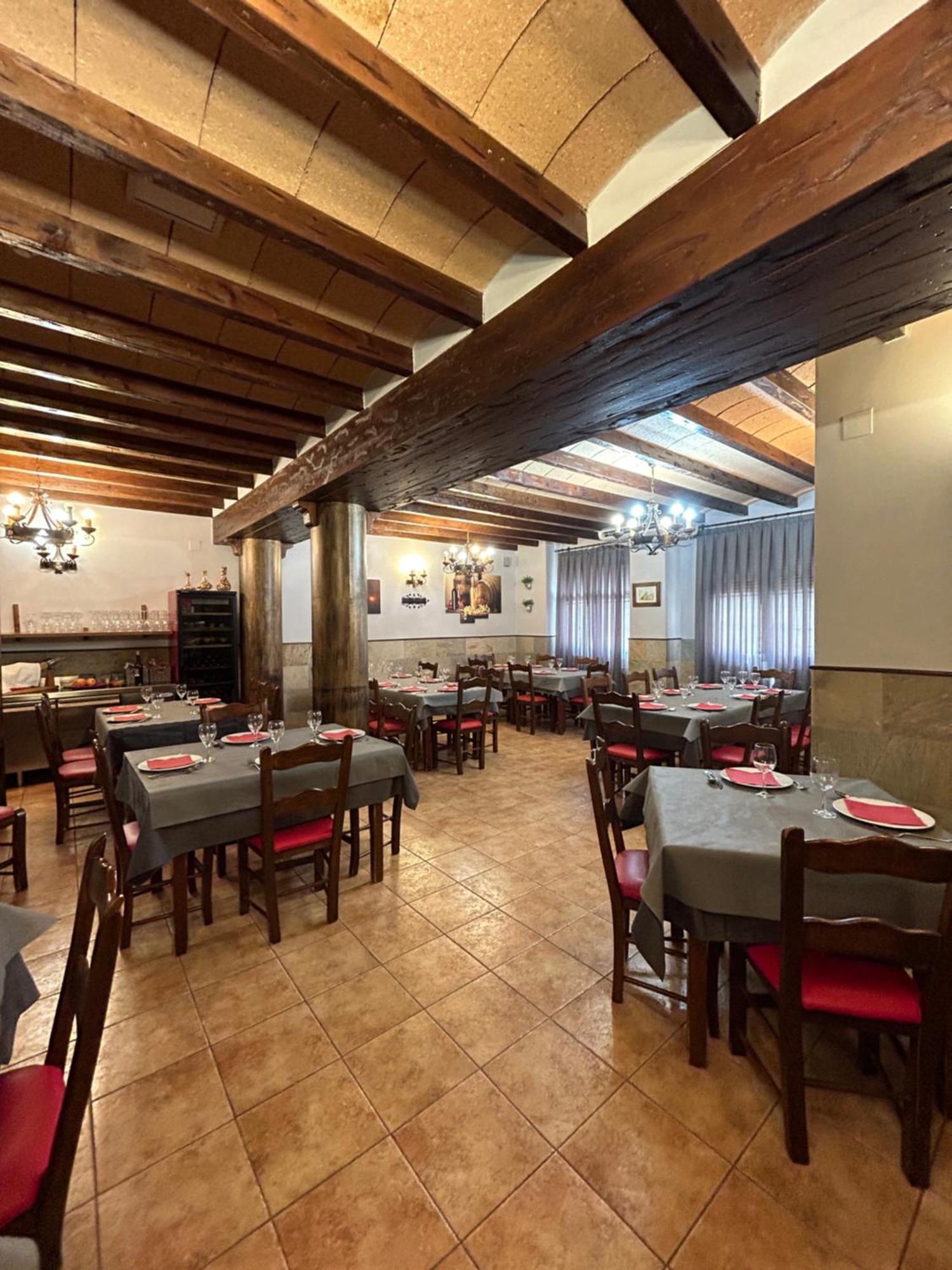 Lezuza Hostal Restaurante Morote Cano מראה חיצוני תמונה